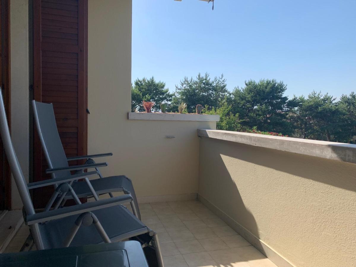 Bernardi Apartment Il Lauro Lazise Eksteriør bilde
